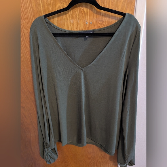 Eloqui Long Sleeze Top 18/20 - Picture 1 of 4